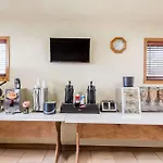 Knights Inn - Chanute 