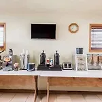 Knights Inn - Chanute 